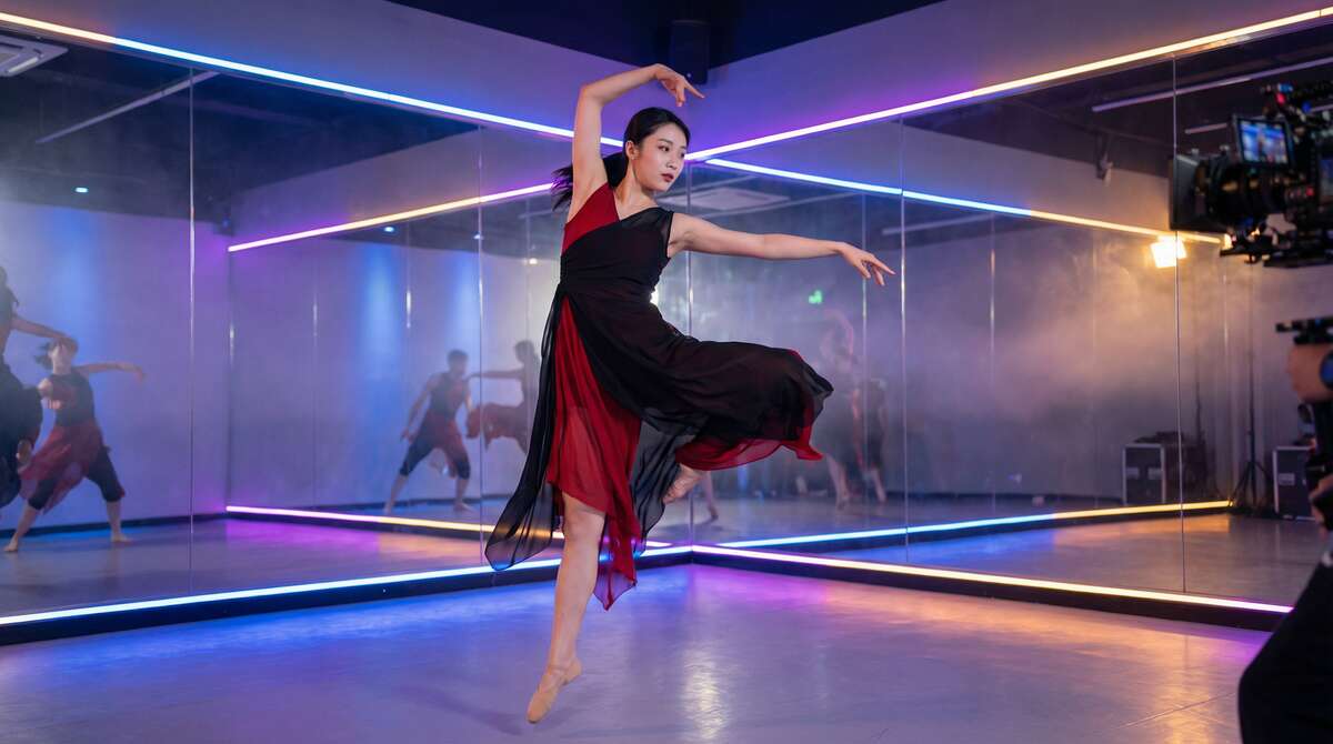 糖心vlog舞蹈视频表演